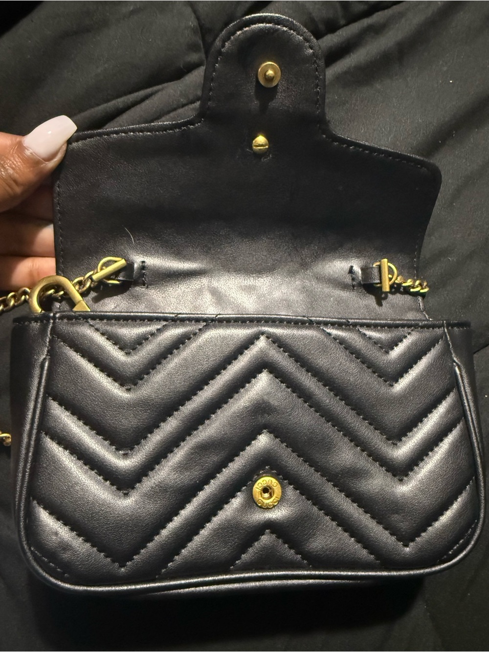 Gucci Black Quilted GG Marmont Crossbody with Gold Chain - Picture 2 of 6